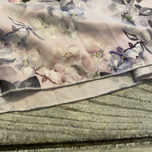 Stanib purple floral print silky feel romper XL - Picture 10 of 11